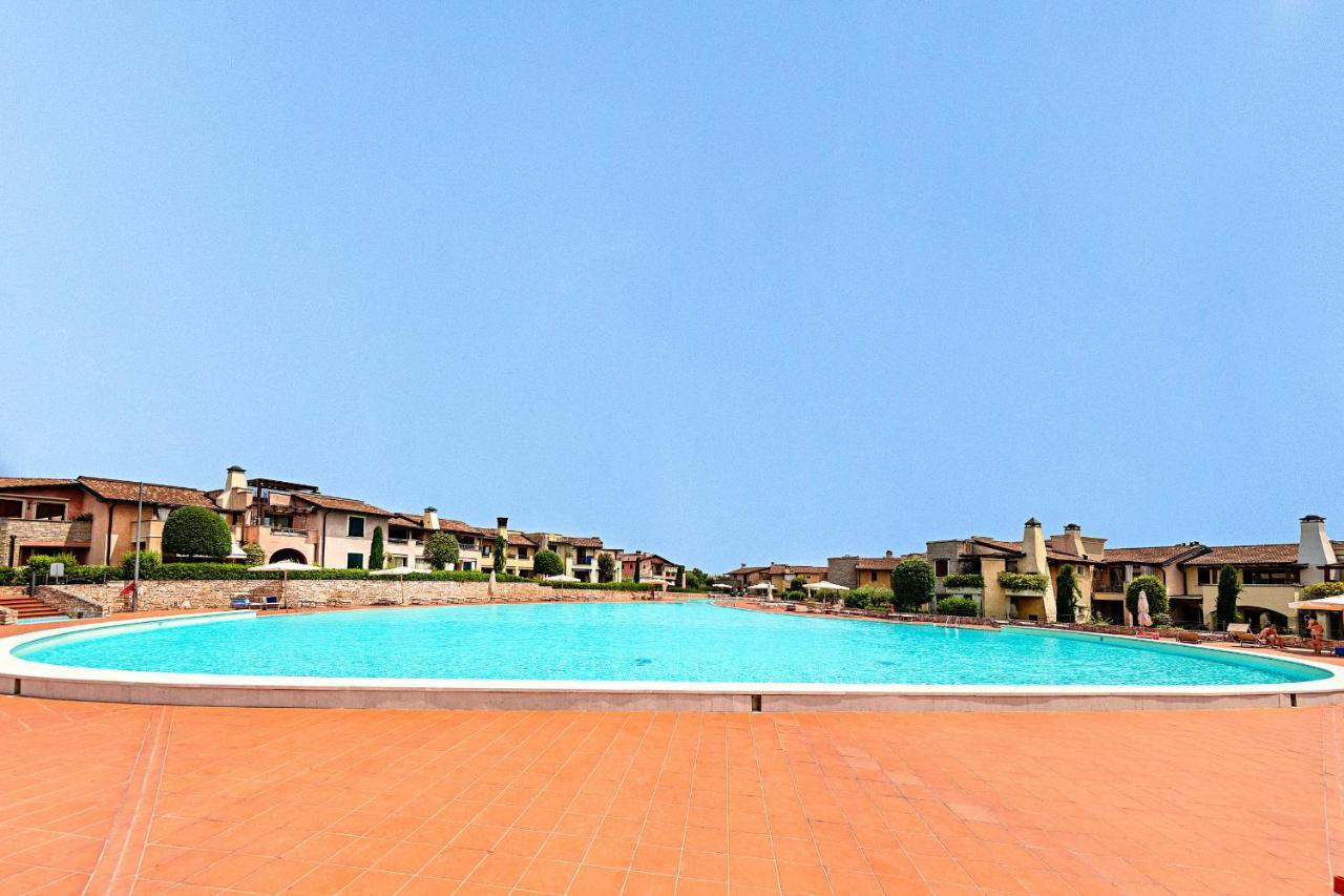 Apartament La Rocca 2-11 By Wonderful Italy Manerba del Garda Zewnętrze zdjęcie