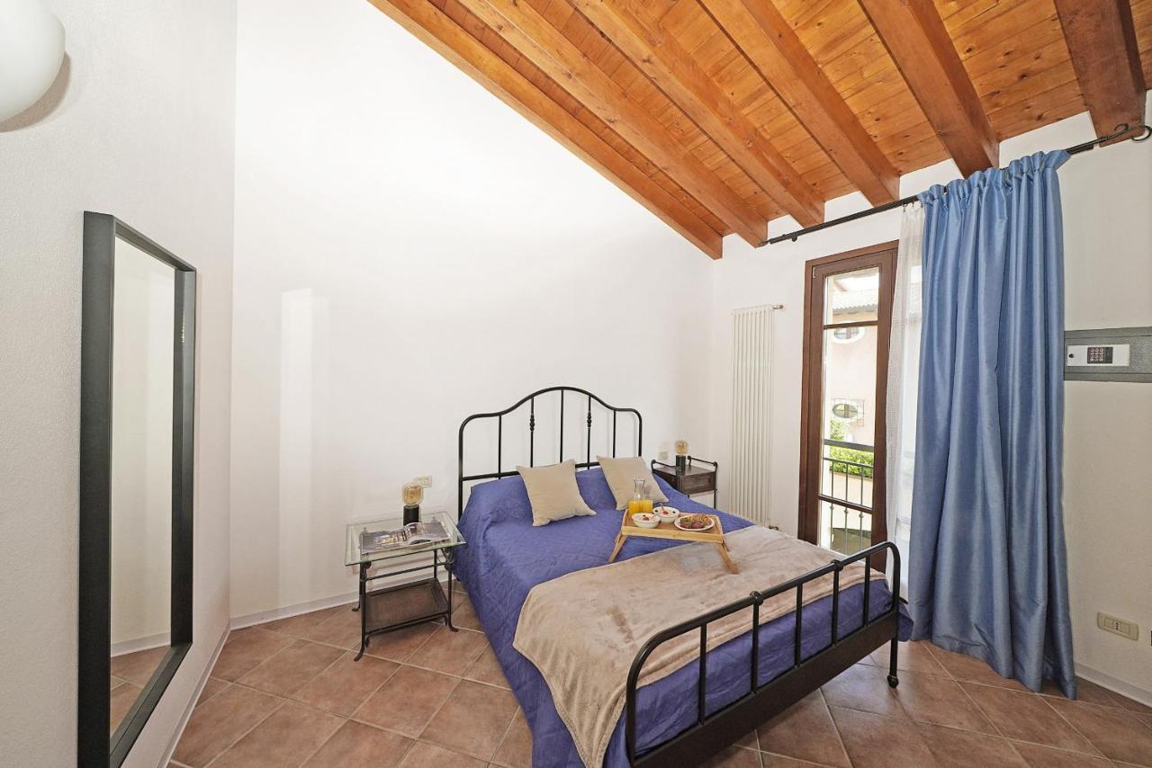 Apartament La Rocca 2-11 By Wonderful Italy Manerba del Garda Zewnętrze zdjęcie